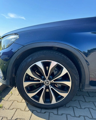 Mercedes-Benz GLC cena 187000 przebieg: 132240, rok produkcji 2019 z Warszawa małe 121